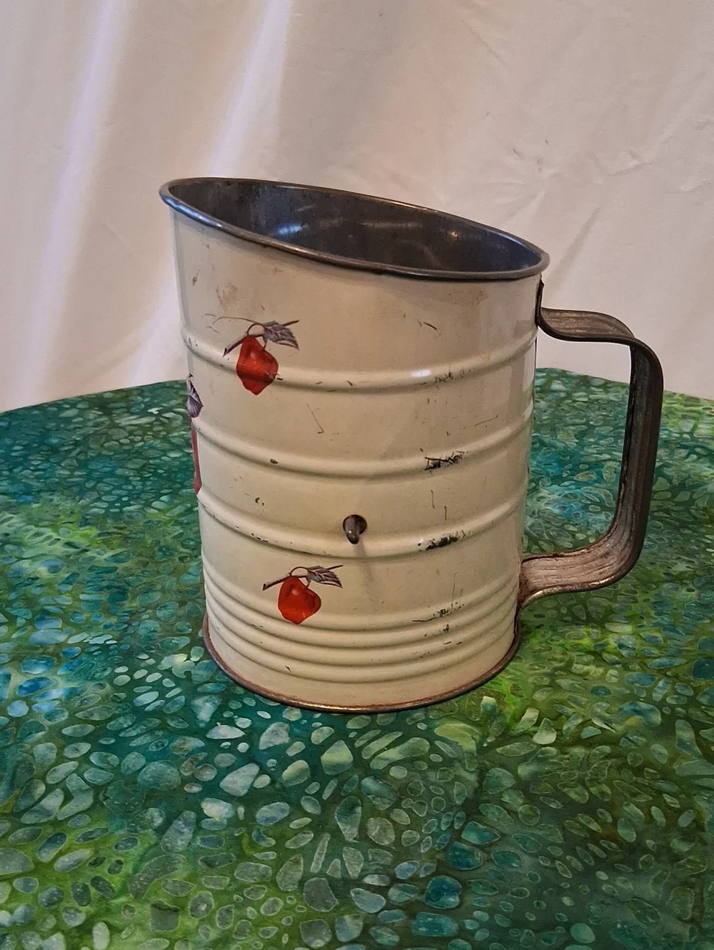 Vintage Cream Metal Flour Sifter with Red Apple Motif